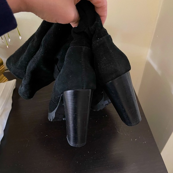 Aldo Knee length black velvet hooker Boots - Picture 6 of 16